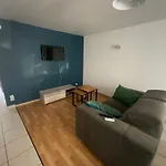 Independant Avec Terrasse Et Jardin Appartement