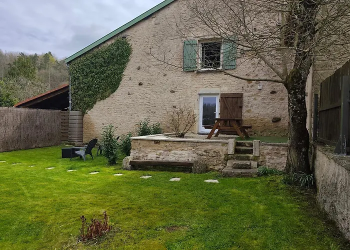 Independant Avec Terrasse Et Jardin Apartment Thuilley-aux-Groseilles